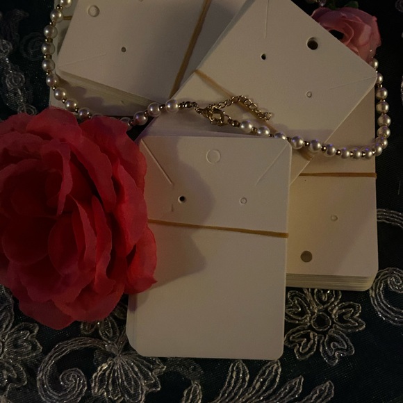 5 pounds of Amazon returns you pick the category. I filled the box. - Picture 5 of 13